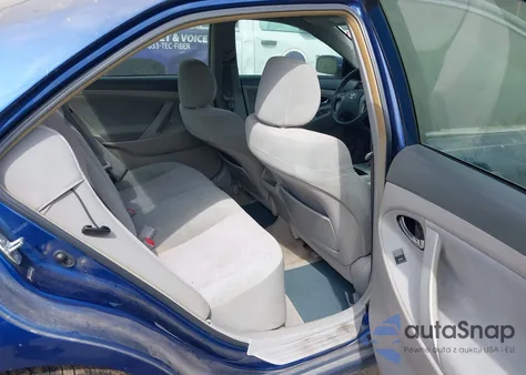 2010 Toyota Camry Le z USA, uszkodzony, nr VIN 4T4BF3EK6AR011910